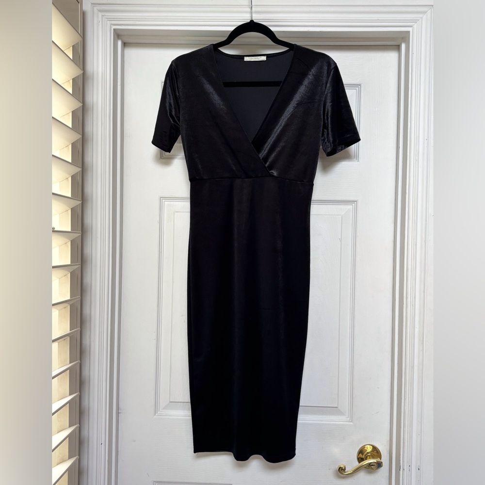 Zara Chic Black Velvet Wrap Midi Dress